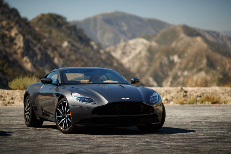 Illustration for article titled The Aston Martin DB11 Is Pretty But The DB9 Can Still Stop Your Heart